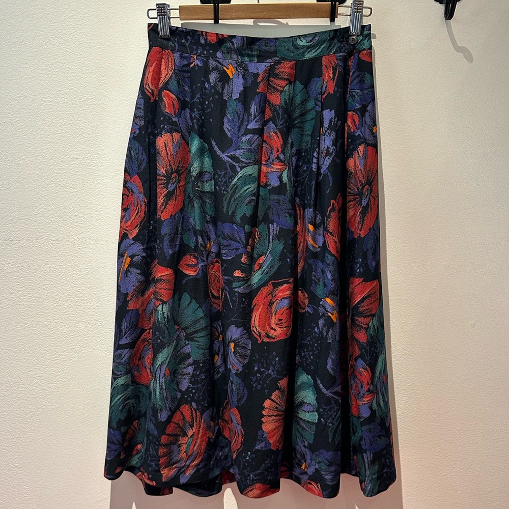 Vintage Floral A-Line Midi Skirt Union Tag Fully Lined Circle Skirt